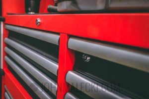 46" High Capacity Milwaukee Toolbox Drawer Pull 