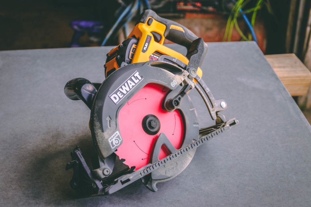 DeWalt Wormdrive Circular Saw Review 