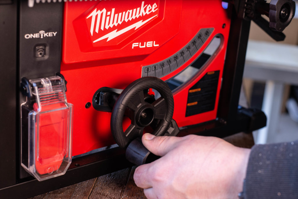 MIlwaukee Cordless Table Saw