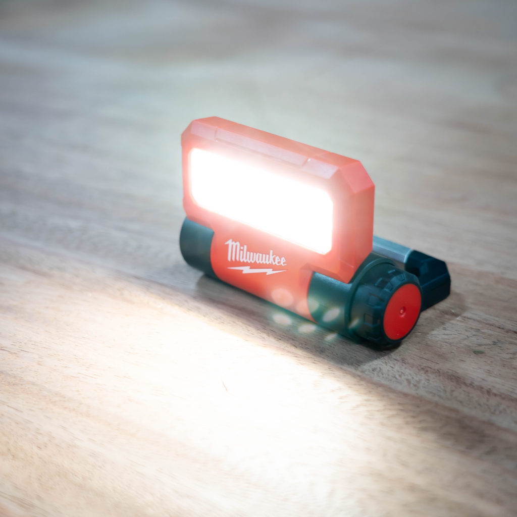Milwaukee Cordless flood Light