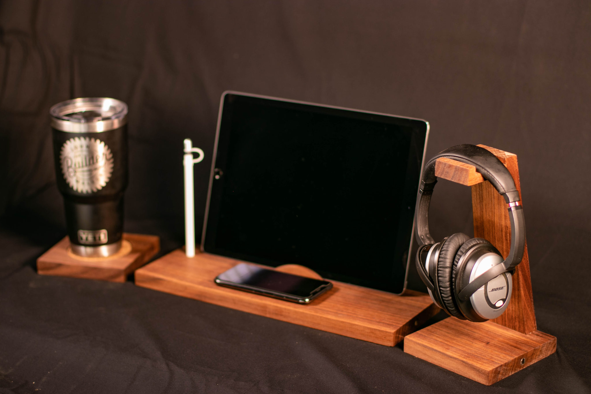 Wireless Charging Desk Organizer