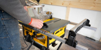 Portable DeWalt Table Saw