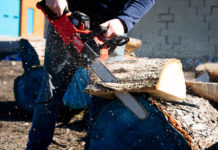 Milwaukee Battery Powered Cordless Chainsaw